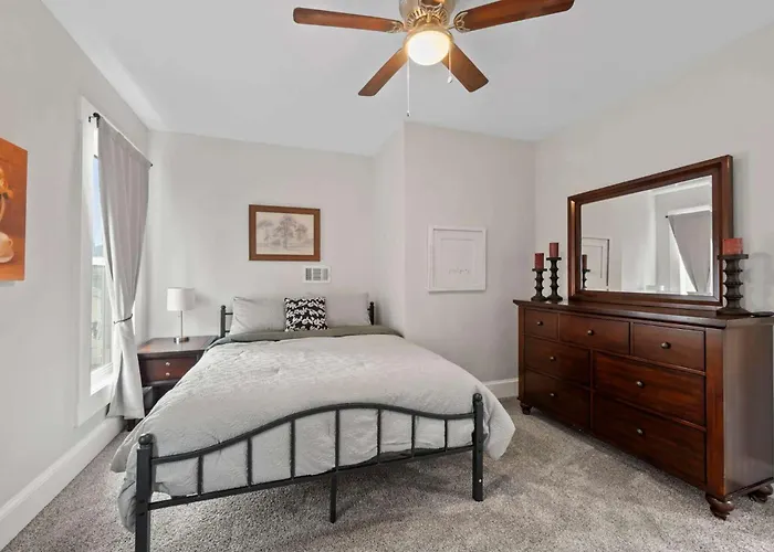 Holiday home Modern 4br - Firepit & Grill - Sleeps 10