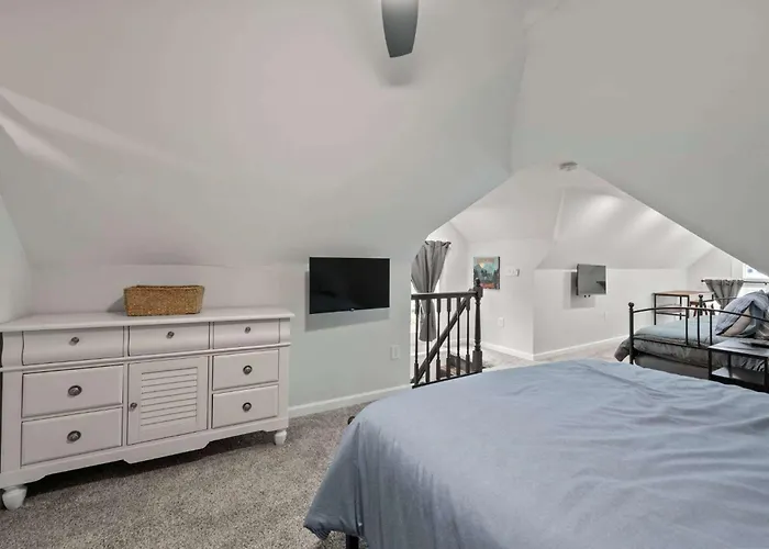 Holiday home Modern 4br - Firepit & Grill - Sleeps 10 Columbus